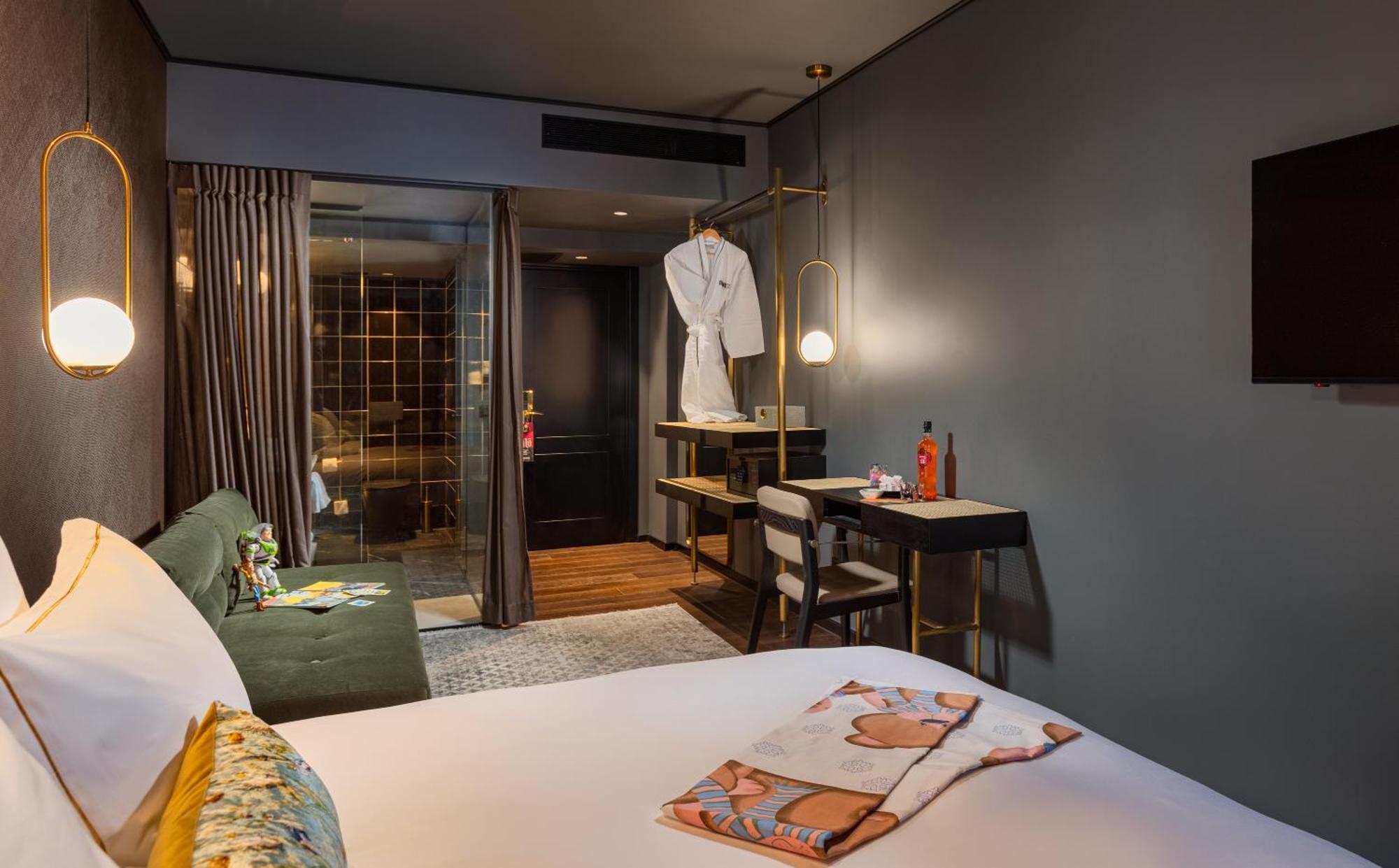 Brown Machne Yehuda Hotel Jerusalem Room photo